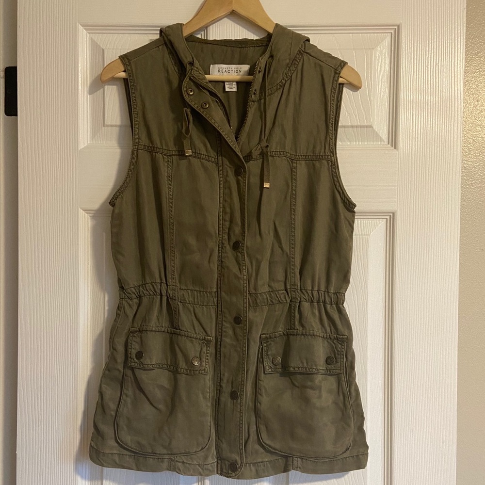 KENNETH COLE Reaction Army Green Utility Vest M